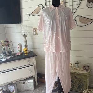 WOMEN'S PAJAMAS SIZE 36 VINTAGE